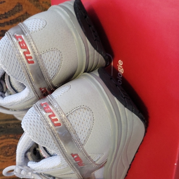 NEW $234. MBT by Swiss Masai Sport Gray Barefoot Technology Shoes sz 7 Sport - Picture 5 of 9